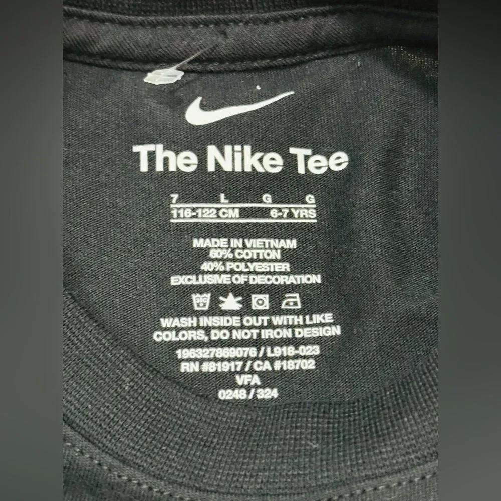 NWT Nike Black Hexagon Color Blocked Graphic T-Shirt Boys Sz 7
